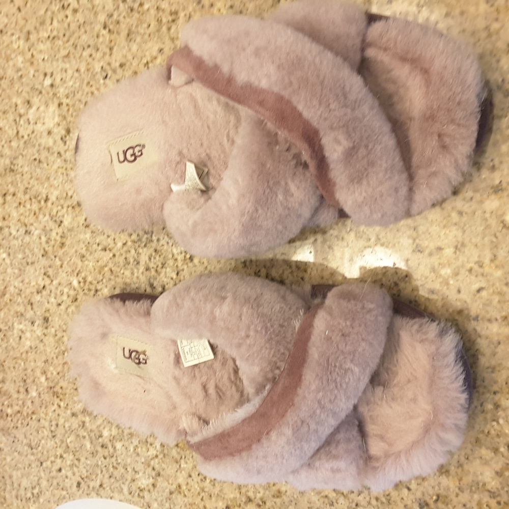 Ugg Abela slippers size 7